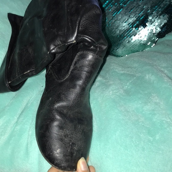 Boots - Picture 2 of 2